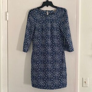 Cute pattern dress!